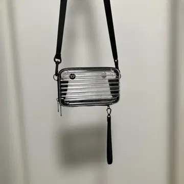 클리어 하드 케이스 숄더백