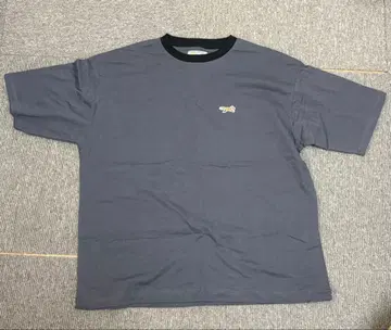 더 폭스 컬렉션 다크 그레이 티셔츠