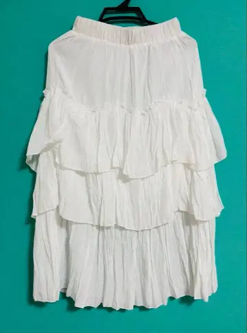 화이트 프릴 롱 스커트