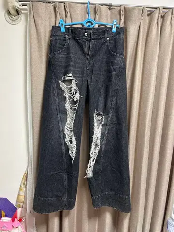 Yuki Hashimoto 데미지 데님 팬츠