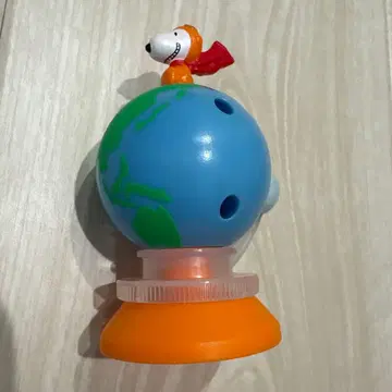 스누피 지구본 피규어