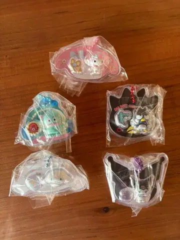 산리오 캐릭터즈 패키지 참 & 초코볼