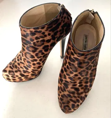 gianna meliani 표범 무늬 숏부츠