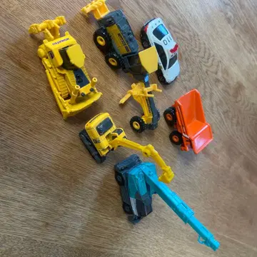 건설 차량과 순찰차 미니카 세트 6대