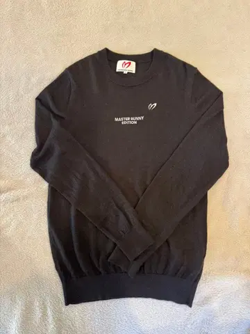 MASTER BUNNY EDITION 블랙 스웨터 사이즈 6