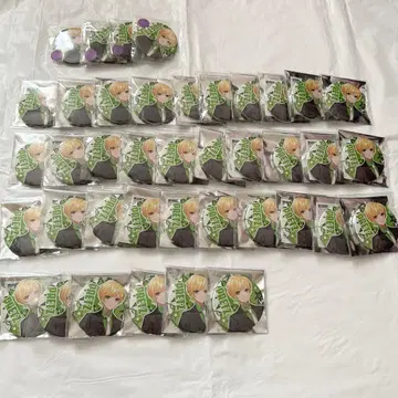 프릿츠 캔뱃지 1st 40개