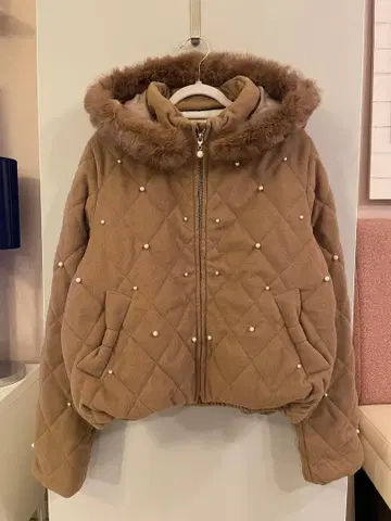 로디스포토 퍼 달린 퀼팅 자켓