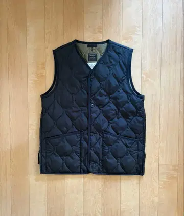 타이론 밀리터리 크루넥 버튼 다운 베스트