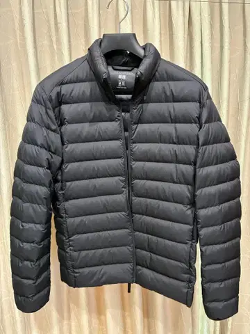 유니클로 울트라 라이트 다운 자켓 M 사이즈