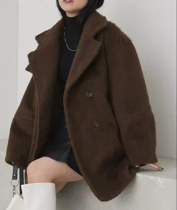 샤기 멜톤 코쿤 실루엣 미들 P 코트