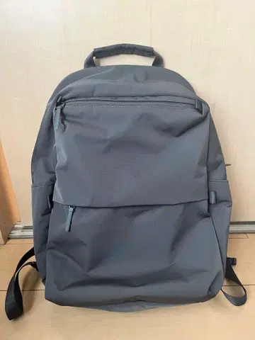 유니클로 팬셔널 백팩