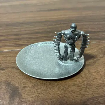 천공의 성 라퓨타 거신병 주얼리 트레이