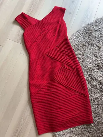 TADASHI SHOJI 레드 스트라이프 타이트 드레스 XS