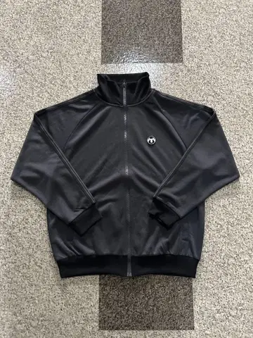 다크 그레이 집업 저지