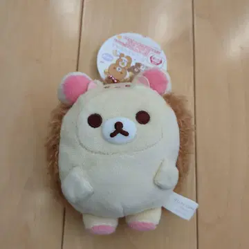 [후르츠로 뒹굴뒹굴 릴랙스] 매달리는 봉제 인형 코리락쿠마