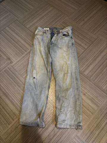 ZARA 24AW 배기 핏 데님 사이즈 38