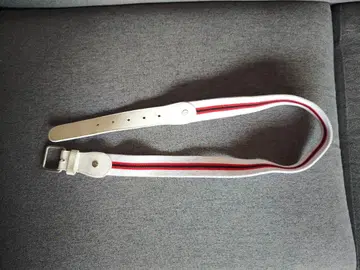 LACOSTE 스트라이프 디자인 벨트