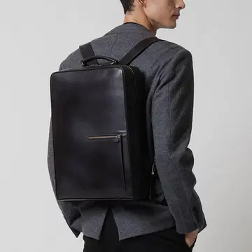 새상품급 MOTHERHOUSE 앤티크 스퀘어 백팩 라지