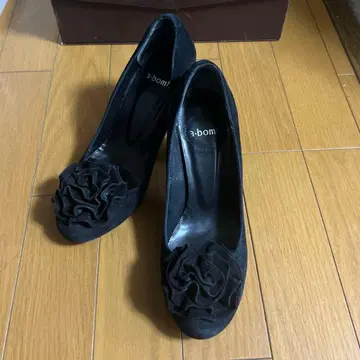 a-bomb 블랙 플라워 꽃 하이힐 스웨이드 7cm 22.5