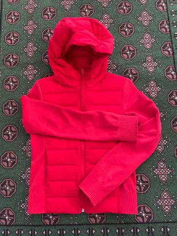 룰루레몬 Down And Around 자켓