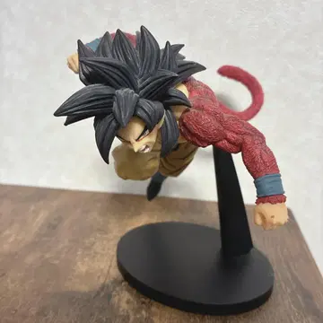 드래곤볼 GT 초인기화 초사이어인 4 손오공 피규어