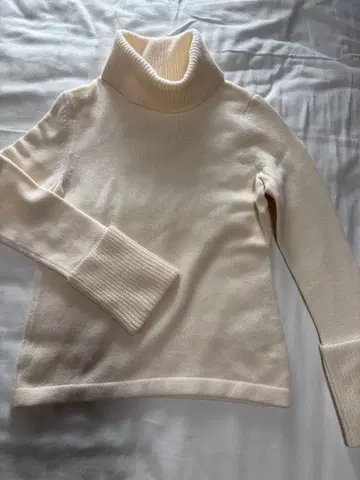 FOXEY 니트 스웨터