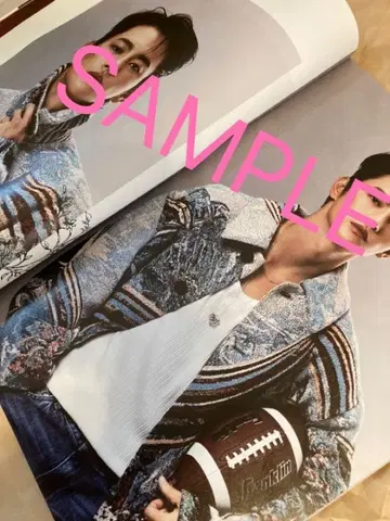 서인국 2025년 잡지 2점