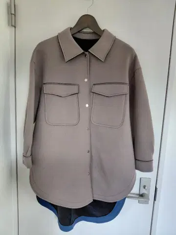 개럴개런트 블루종 오버 셔츠 종이상자 소재