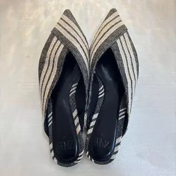 ZARA 스트라이프 패턴 스틸레토 샌들 36