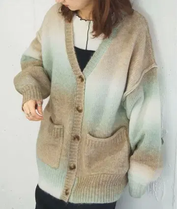 카스타네 그라데이션 니트 가디건