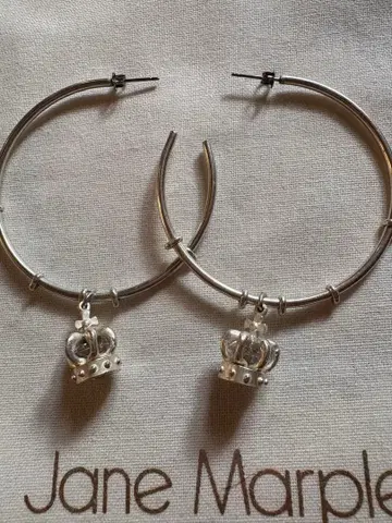 제인 마플 왕관 후프 귀걸이