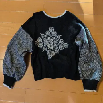 자수 디자인 벌룬 슬리브 가디건