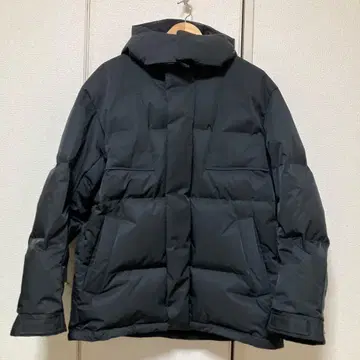 UNIQLO +J 다운 오버사이즈 파카 블랙 XL 사이즈
