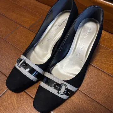 [ 미사용 새상품 ] missy madras 23cm 펌프스