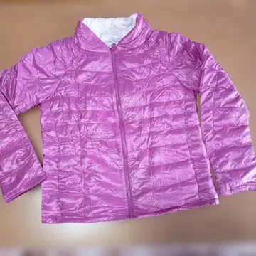 유니클로 다운 자켓 M