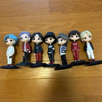 BTS 타이니탄 피규어 Qposket A 타입 덤 포함