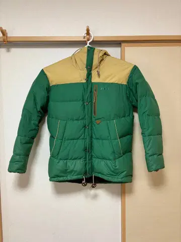 phenix 다운 자켓 그린/베이지