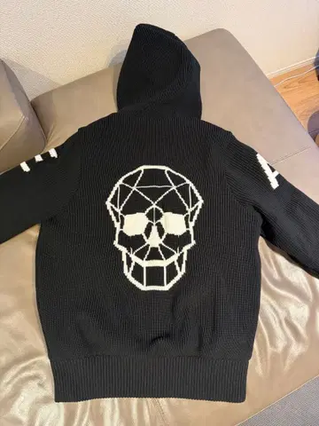 AMAZING JRE 스컬 디자인 블랙 후드티