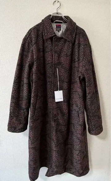 BRU NA BOINNE 갓라이크 코트