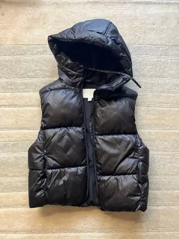 h&m 블랙 다운 베스트 XS 사이즈