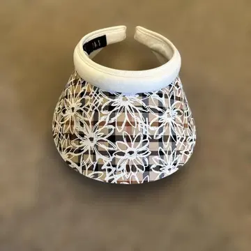 DAKS 꽃무늬 선바이저