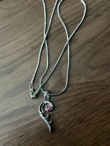 실버 소용돌이형 펜던트 목걸이