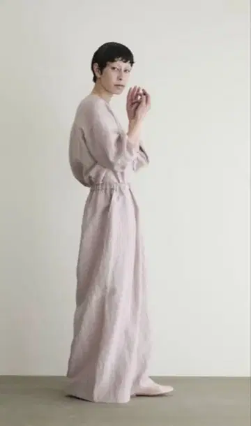 Humoresque 25-26AW 퍼프 슬리브 풀오버 pink beige