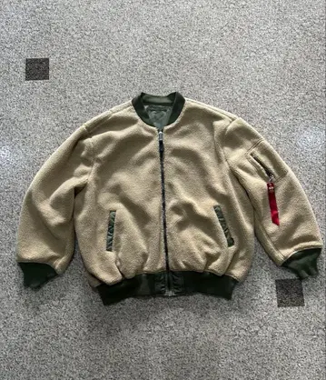 플리스 봄버 자켓 베이지