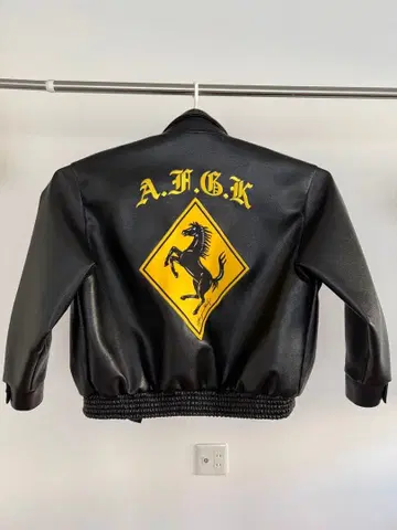 [새상품급] A.G.K. 말 자수 가죽 자켓