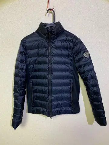 EA7 엠포리오 아르마니 라이트 다운 자켓 네이비