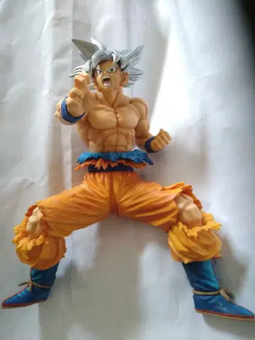 반다이 마스터라이즈 A상 초사이어인 갓 SS 손오공 피규어
