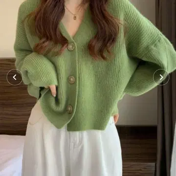 그린 V넥 가디건