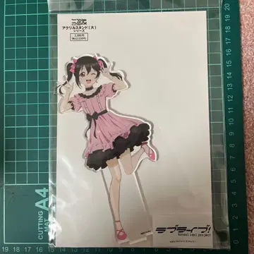 이차원 캐릭터 아크릴 스탠드 대