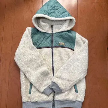 티티카카 후드티